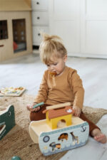 Jucărie interactivă din lemn Arca lui Noe - Sortator forme -Safari, SMALL FOOT - imagine 3
